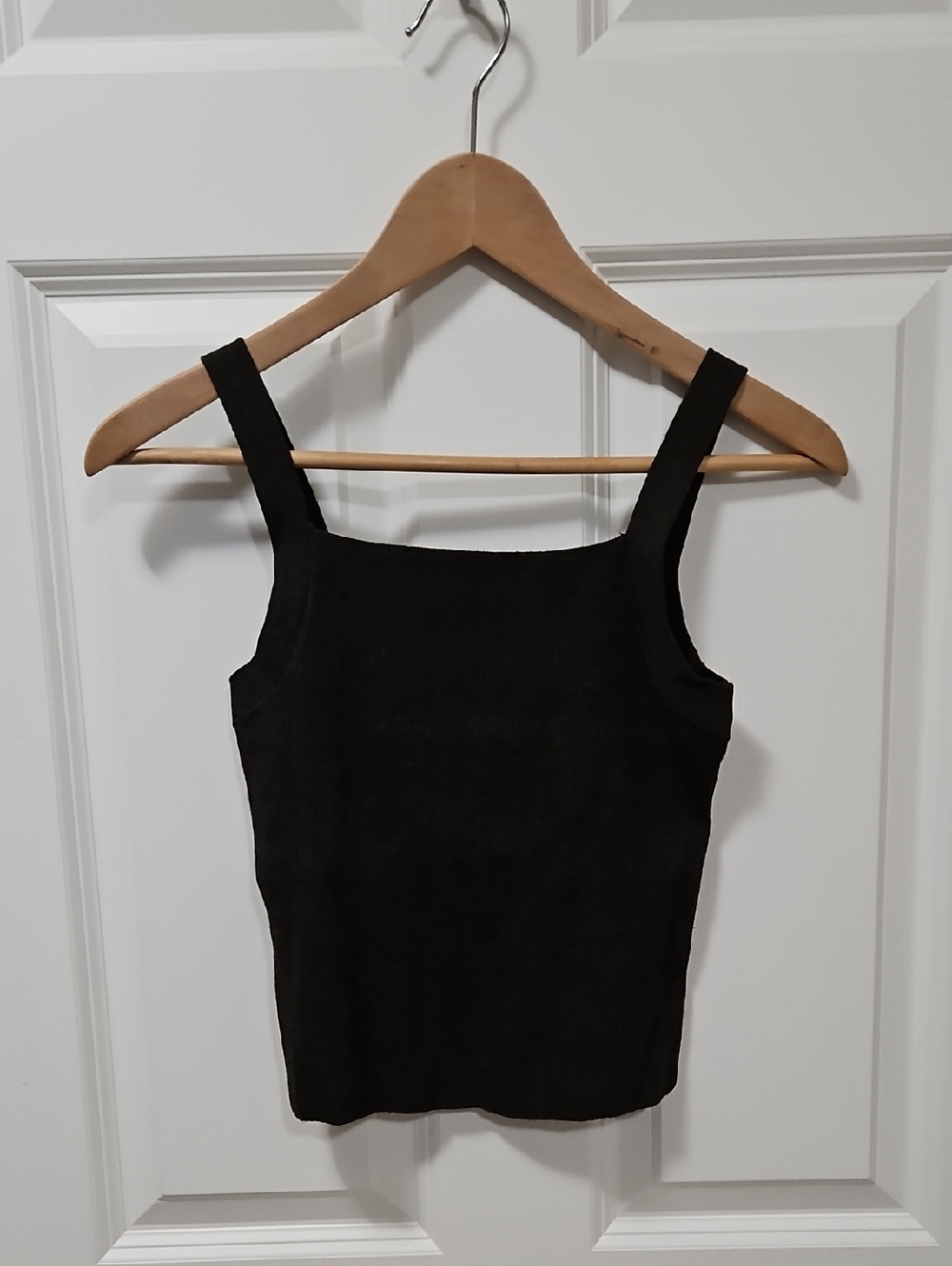 Uniqlo Size S Olive Washable Knit Ribbed Camisole Top